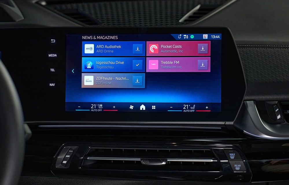 BMW prezintă tehnologii noi la CES: realitate augmentată, inteligență artificială generativă și parcare automată - Poza 48