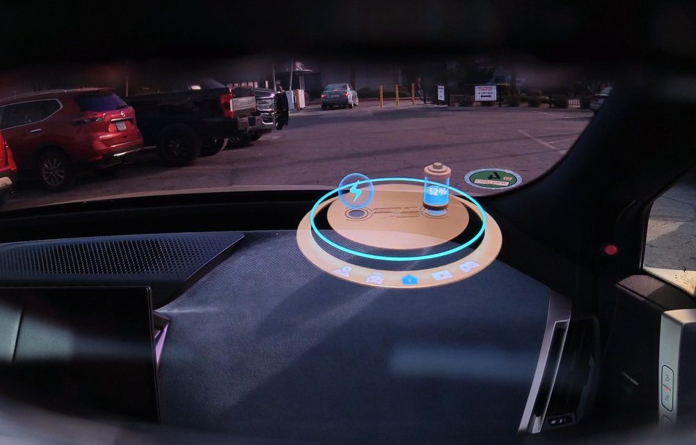 BMW prezintă tehnologii noi la CES: realitate augmentată, inteligență artificială generativă și parcare automată - Poza 72