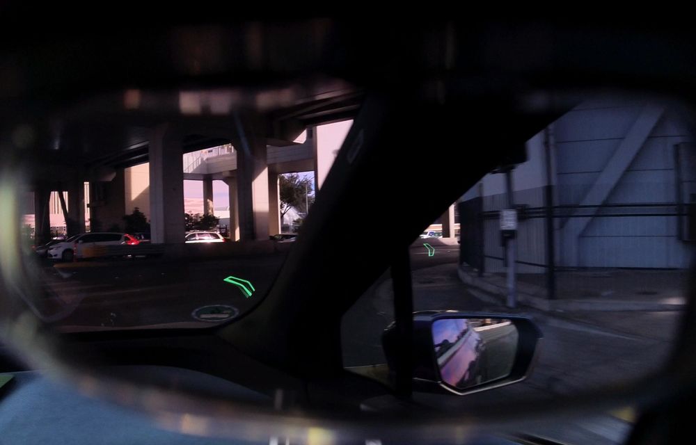 BMW prezintă tehnologii noi la CES: realitate augmentată, inteligență artificială generativă și parcare automată - Poza 77