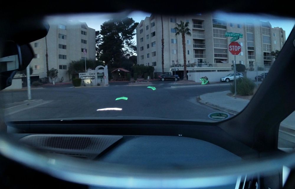 BMW prezintă tehnologii noi la CES: realitate augmentată, inteligență artificială generativă și parcare automată - Poza 78