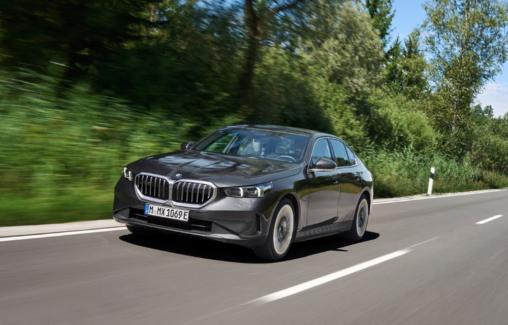Cel mai bun an din istorie pentru Grupul BMW. Vânzările de mașini electrice au crescut cu 74% - Poza 1