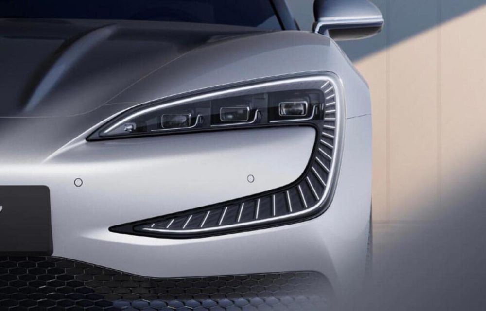 Chinezii lansează un rival pentru Tesla Model S Plaid: preț de 127.600 de euro - Poza 3