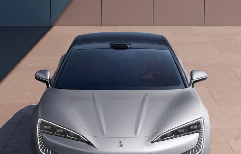 Chinezii lansează un rival pentru Tesla Model S Plaid: preț de 127.600 de euro - Poza 2