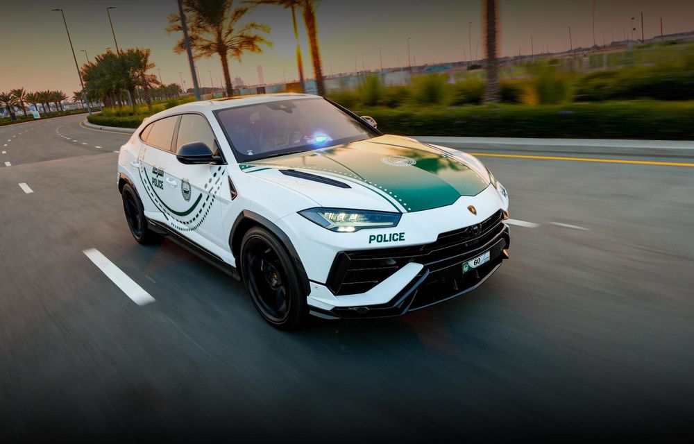 Lamborghini Urus Performante intră în dotarea poliției din Dubai - Poza 3
