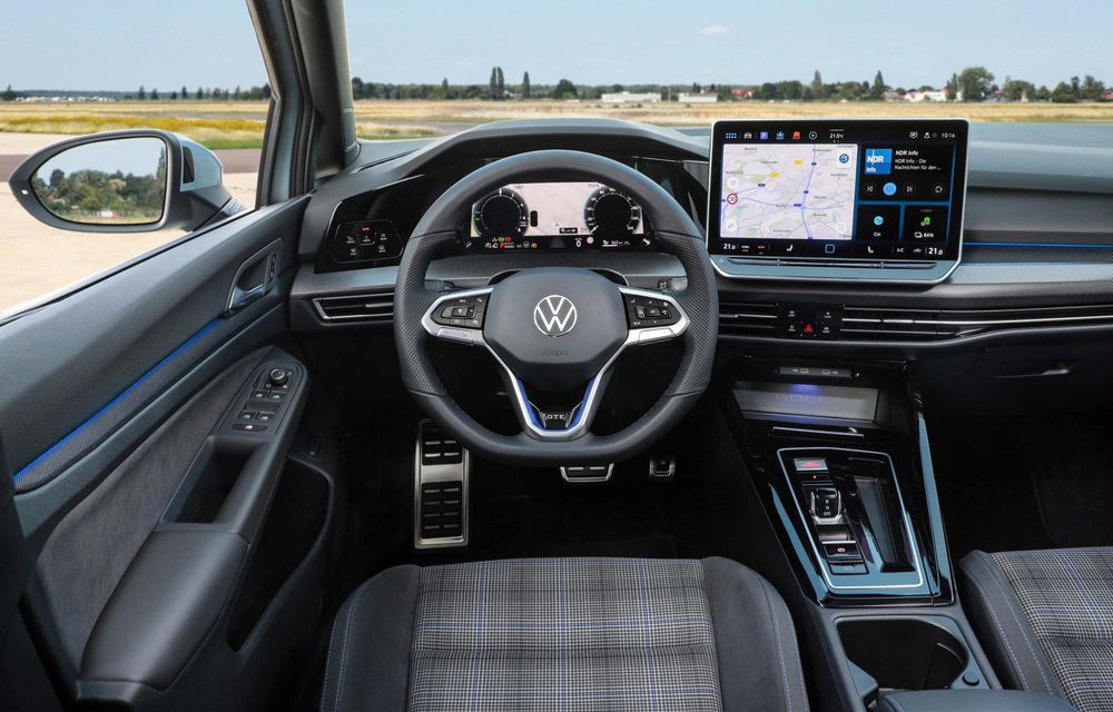 OFICIAL: Acesta este noul Volkswagen Golf 8 facelift - Poza 59
