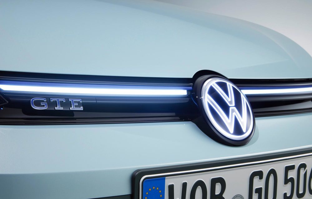 OFICIAL: Acesta este noul Volkswagen Golf 8 facelift - Poza 11