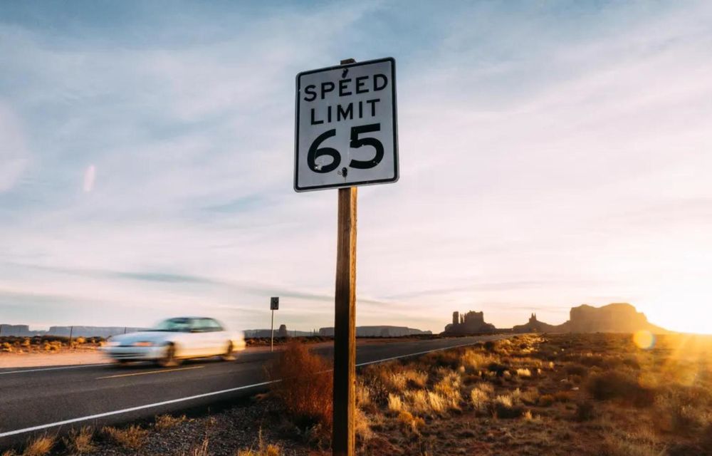 California vrea să folosească AI ca mașinile să nu depășească viteza legală cu mai mult de 10 mph - Poza 1