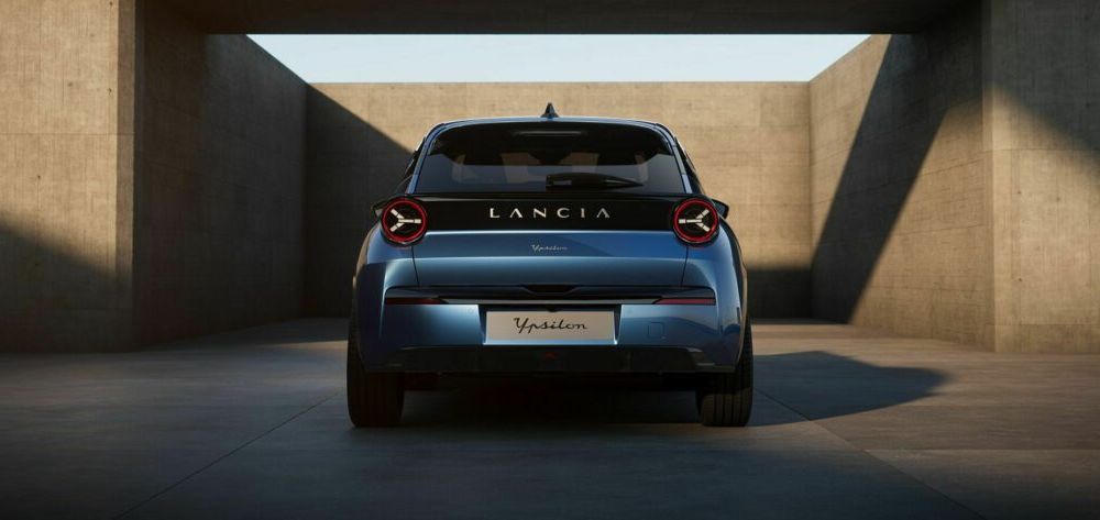 Aceasta este noua Lancia Ypsilon electrică: 403 kilometri autonomie - Poza 2