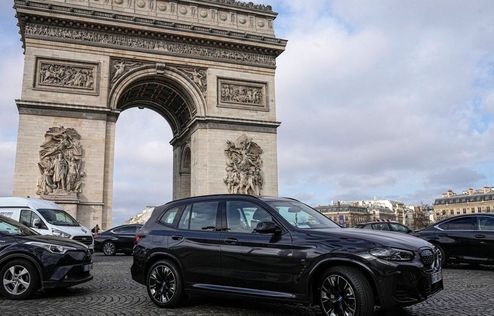 Prețurile parcărilor din Paris, triplate pentru proprietarii de SUV-uri - Poza 1