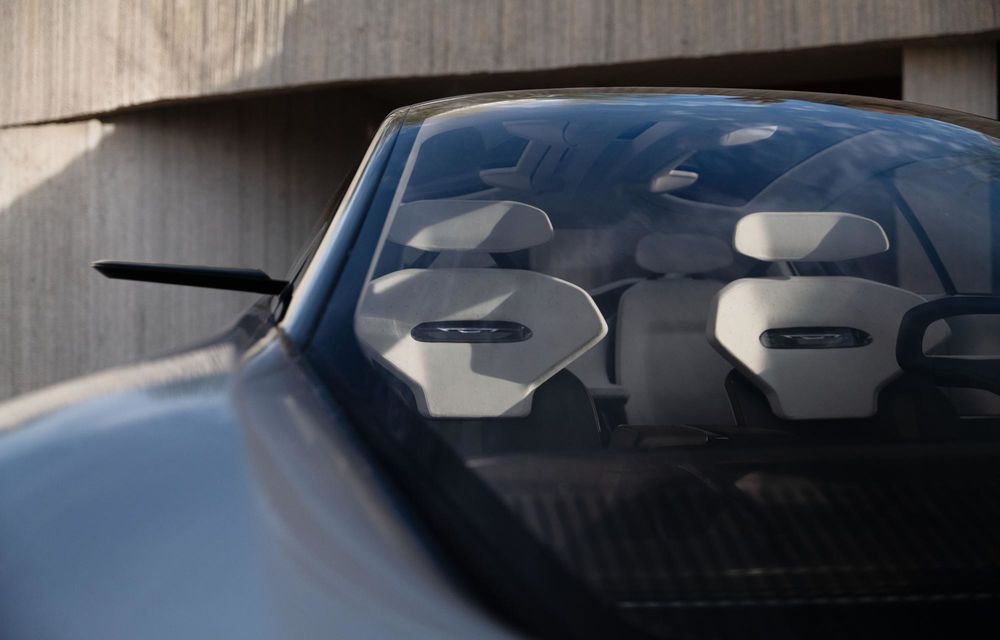 Noul concept Chrysler Halcyon anunță o viitoare mașină electrică autonomă și cu sisteme AI - Poza 11