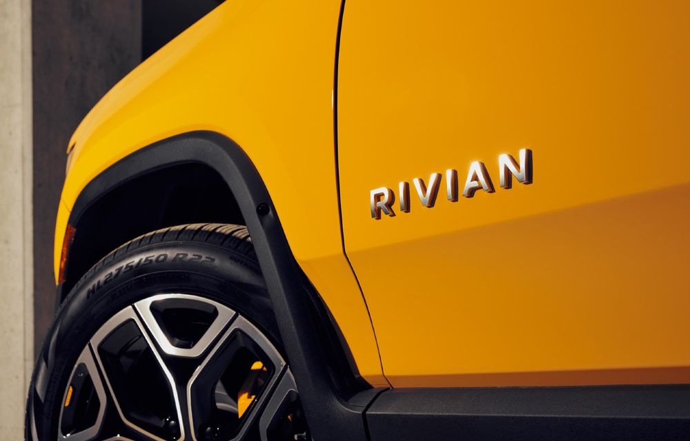 Teaser video cu noul Rivian R2, un viitor SUV electric accesibil - Poza 1