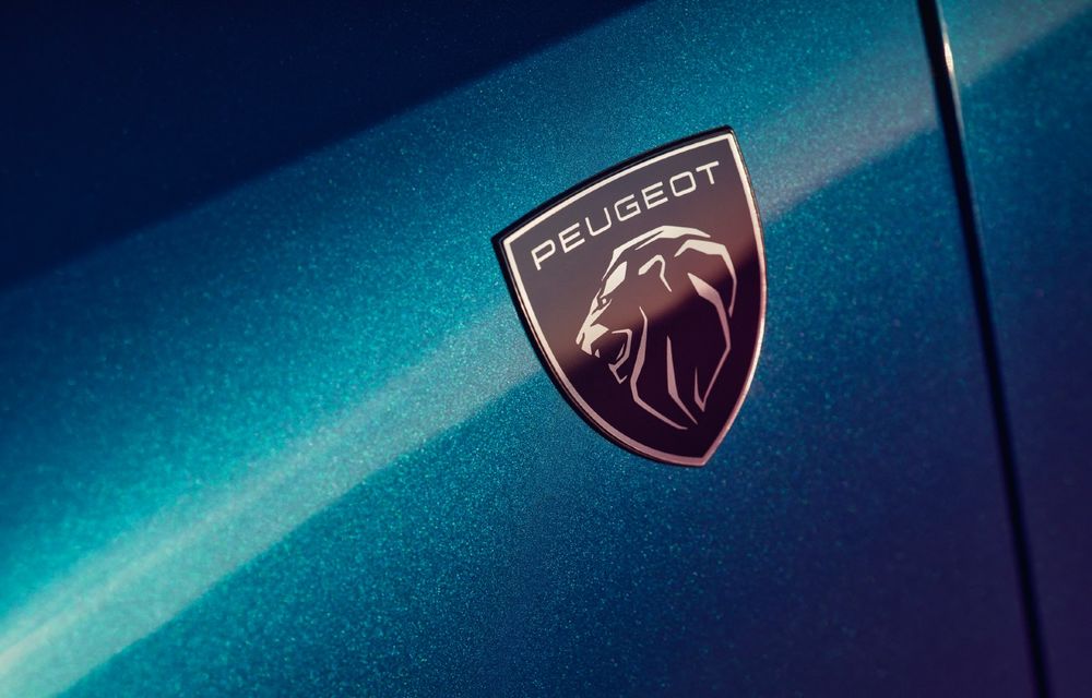 VIDEO: Interiorul noului Peugeot E-5008. Ecran panoramic de 21 de inch - Poza 1