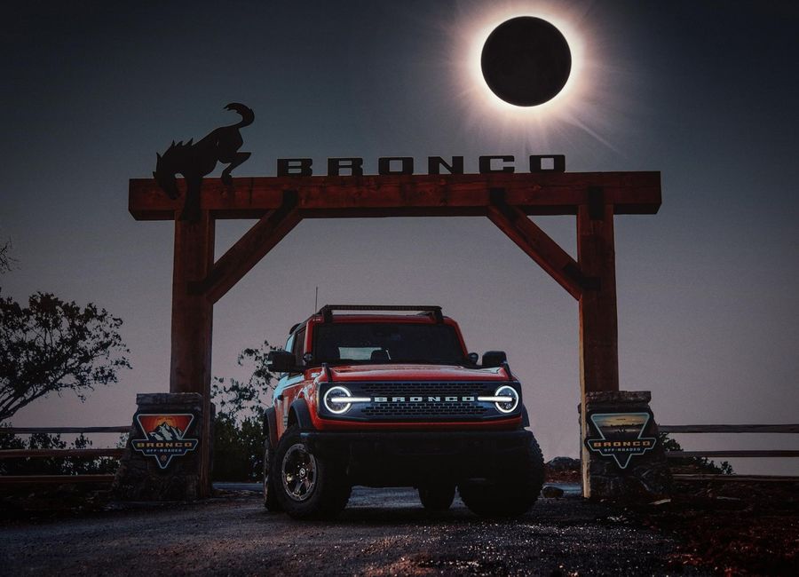 Ford Bronco va primi o echipare nouă cu ocazia unei eclipse totale de soare