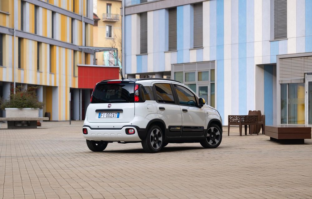 Schimbare de nume: Fiat Panda devine Pandina. Instrumentar digital și sisteme de siguranță noi - Poza 16