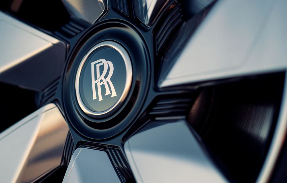 Noul Rolls-Royce Arcadia Droptail: exemplar unicat cu cel mai complex ceas din lume - Poza 15