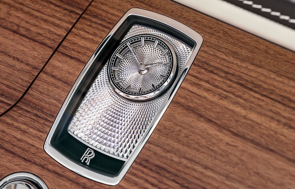 Noul Rolls-Royce Arcadia Droptail: exemplar unicat cu cel mai complex ceas din lume - Poza 17