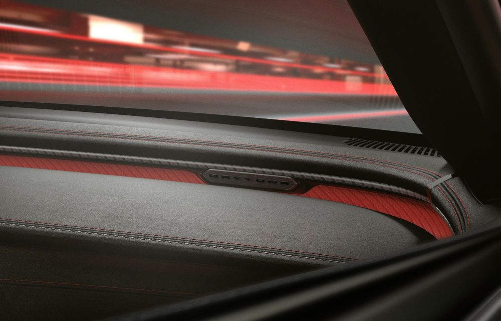 Noul Dodge Charger Daytona electric este aici: 680 CP și 510 km autonomie - Poza 57