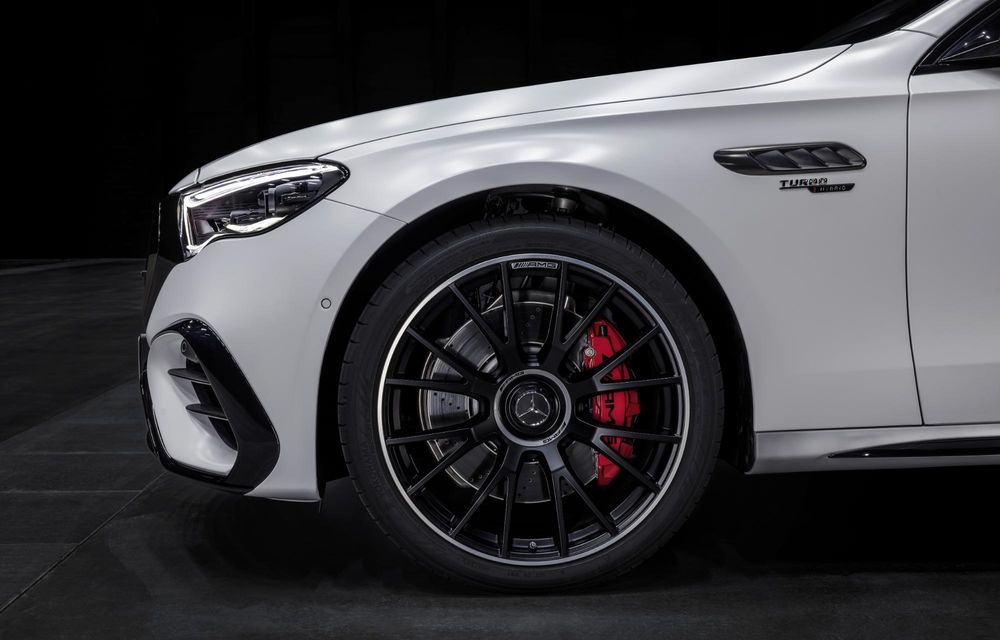 Noul Mercedes-AMG E53 Hybrid: motor de 585 CP și autonomie de 100 de km în modul electric - Poza 25