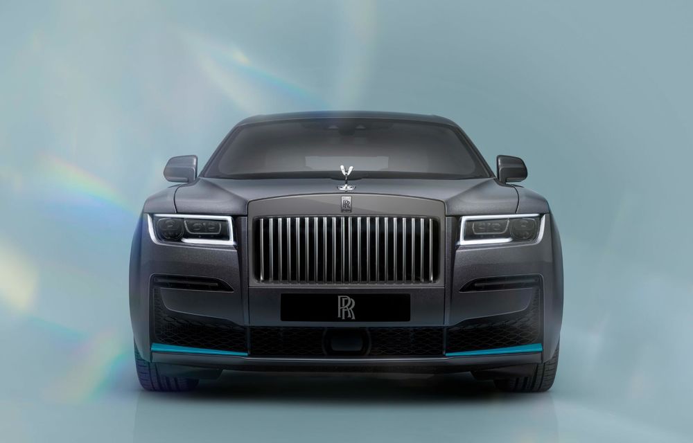 Ediție specială Rolls-Royce Ghost Prism: vopsea gri specială cu 4 accente de culoare - Poza 6