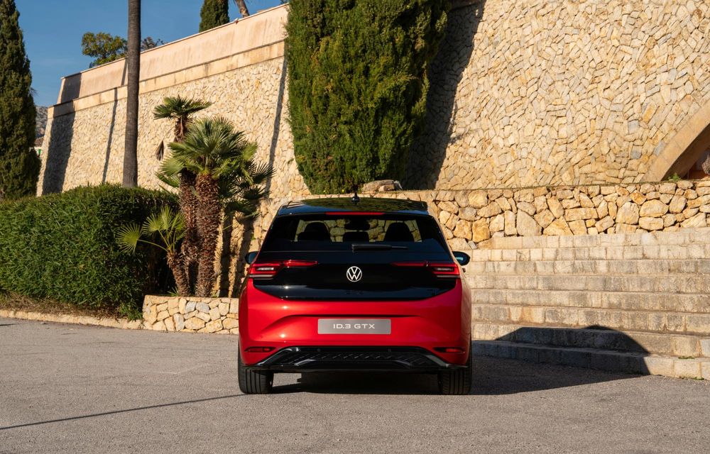 Noul Volkswagen ID.3 GTX, primul hot hatch electric al mărcii - Poza 12