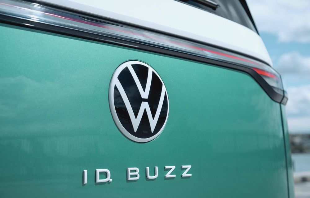 Imagine oficială cu noul Volkswagen ID.Buzz GTX: va avea un propulsor electric de 340 CP - Poza 1