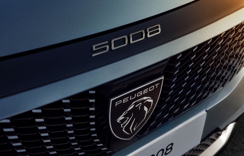 Noul Peugeot E-5008: SUV electric cu 7 locuri și 660 km autonomie - Poza 38