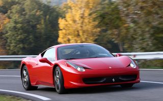Ferrari, dat în judecată de un client din SUA. Producătorul nu a reușit să rezolve o defecțiune la frâne