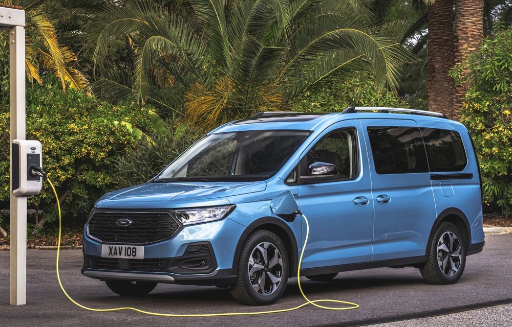 Noul Ford Tourneo Connect plug-in hybrid: până la 110 km autonomie pur electrică - Poza 1