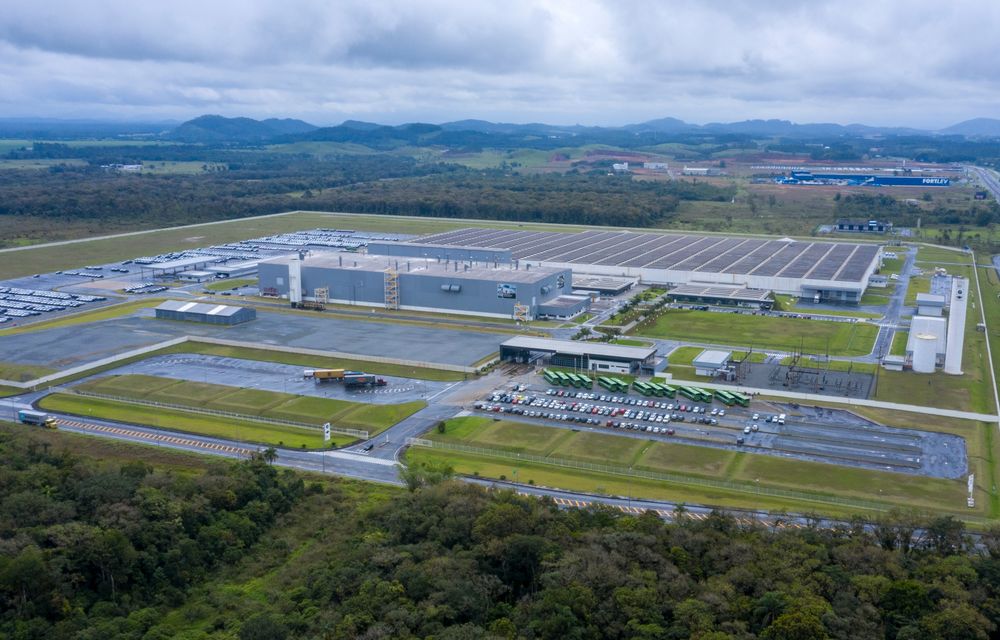 BMW X5 plug-in hybrid va fi asamblat la uzina din Brazilia - Poza 2