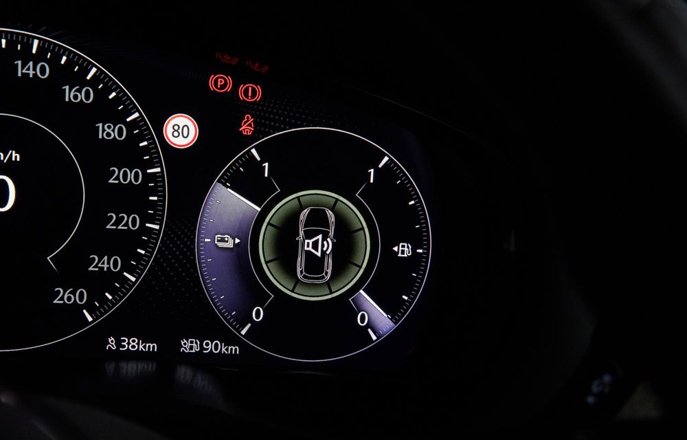PREMIERĂ: Am văzut pe viu noua Mazda CX-80. Iată 5 lucruri esențiale! - Poza 23