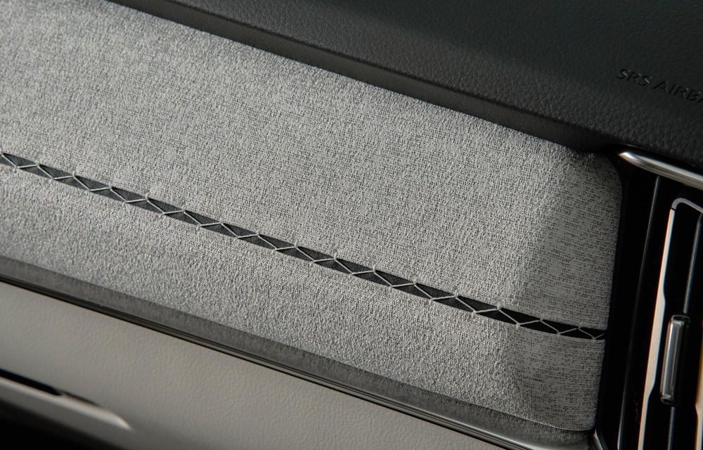 PREMIERĂ: Am văzut pe viu noua Mazda CX-80. Iată 5 lucruri esențiale! - Poza 25