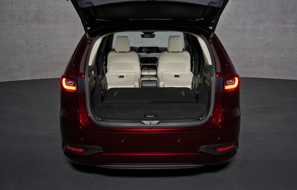 PREMIERĂ: Am văzut pe viu noua Mazda CX-80. Iată 5 lucruri esențiale! - Poza 20