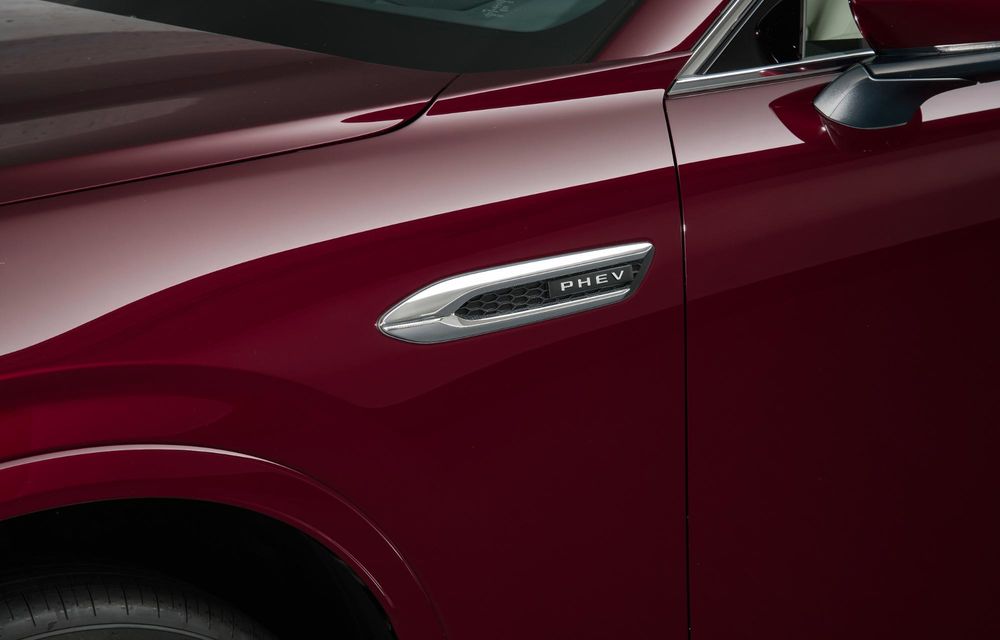 PREMIERĂ: Am văzut pe viu noua Mazda CX-80. Iată 5 lucruri esențiale! - Poza 30