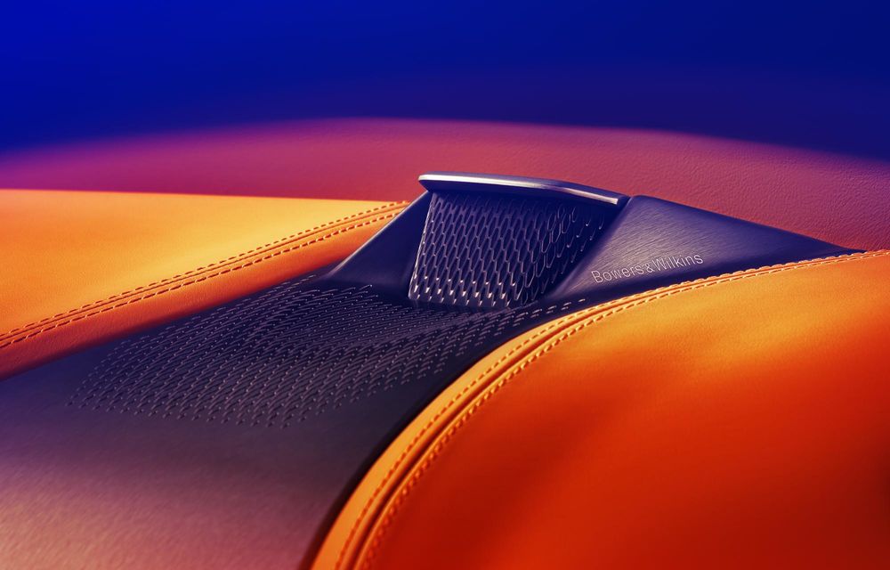 Noutăți pentru Aston Martin DBX707: gamă simplificată și interior nou - Poza 15