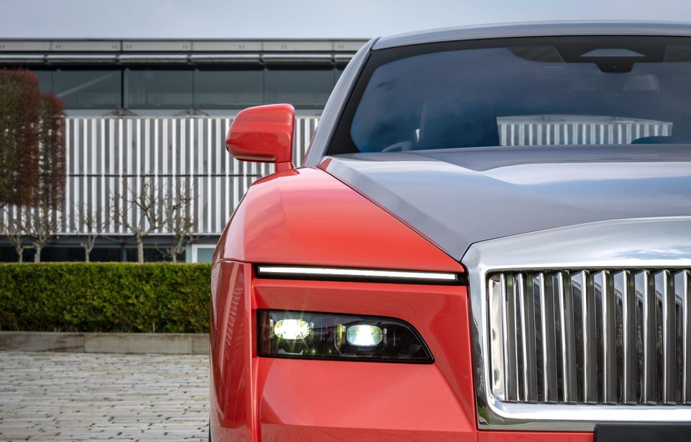 Rolls-Royce lansează colecția Spirit of Expression: 3 exemplare unicate pentru 3 modele diferite - Poza 31
