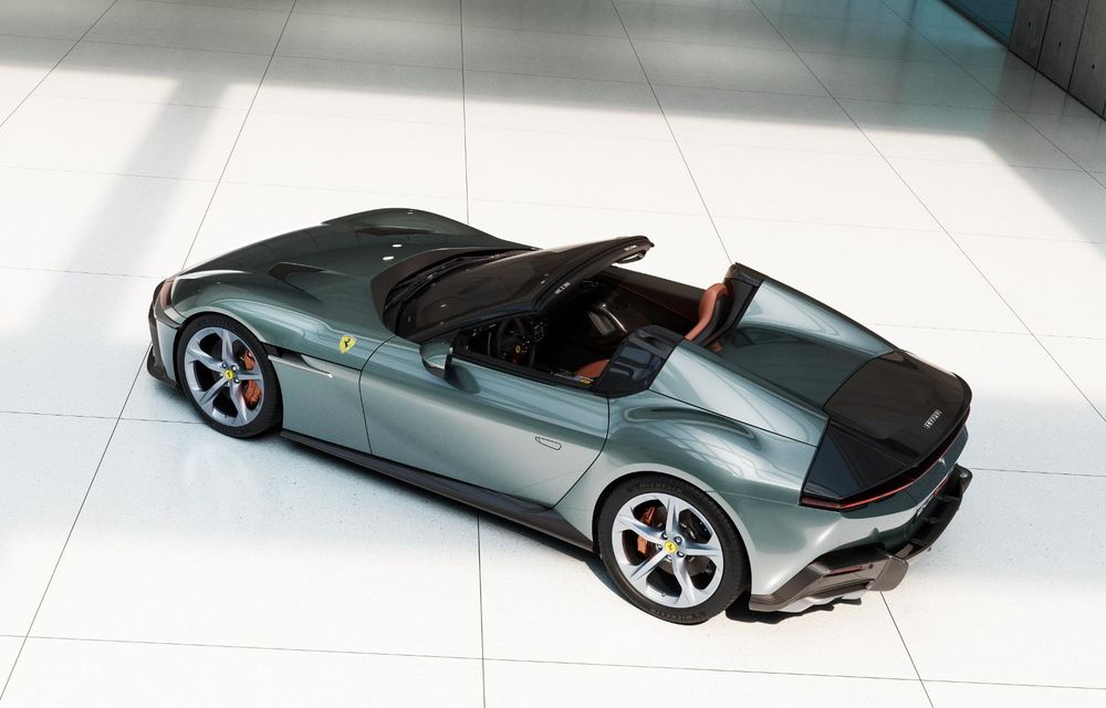 Acesta este noul Ferrari 12Cilindri: succesorul lui 812 are un motor V12 pur - Poza 22
