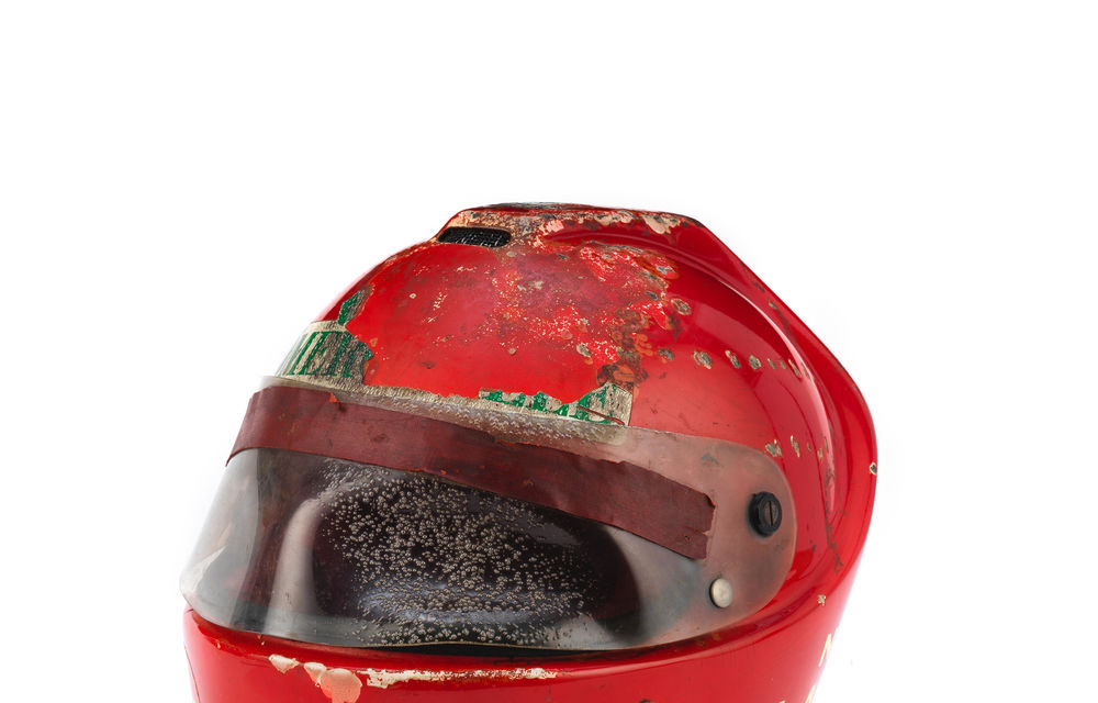 Casca lui Niki Lauda, purtată în ziua accidentului de pe Nurburgring, se vinde la licitație - Poza 3