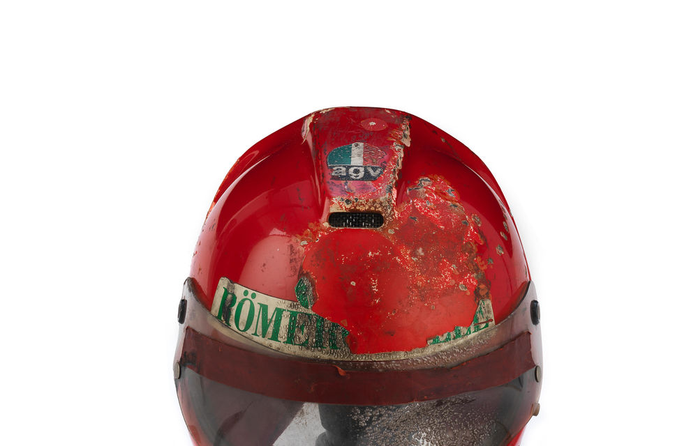 Casca lui Niki Lauda, purtată în ziua accidentului de pe Nurburgring, se vinde la licitație - Poza 4