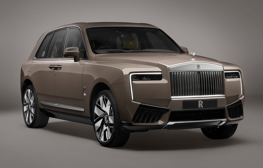 Noul Rolls-Royce Cullinan facelift: parte frontală redesenată și jante de 23 de inch - Poza 1