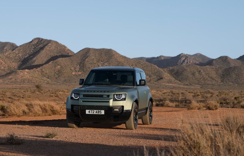 Noutăți pentru Land Rover Defender: motor diesel mai puternic și mai mult lux - Poza 5