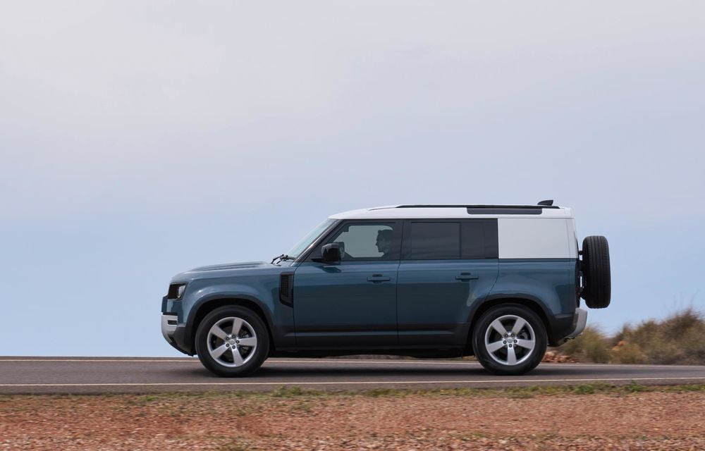 Noutăți pentru Land Rover Defender: motor diesel mai puternic și mai mult lux - Poza 36