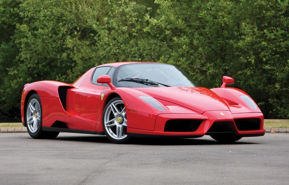 Pirelli a început să producă anvelope noi pentru Ferrari Enzo - Poza 1