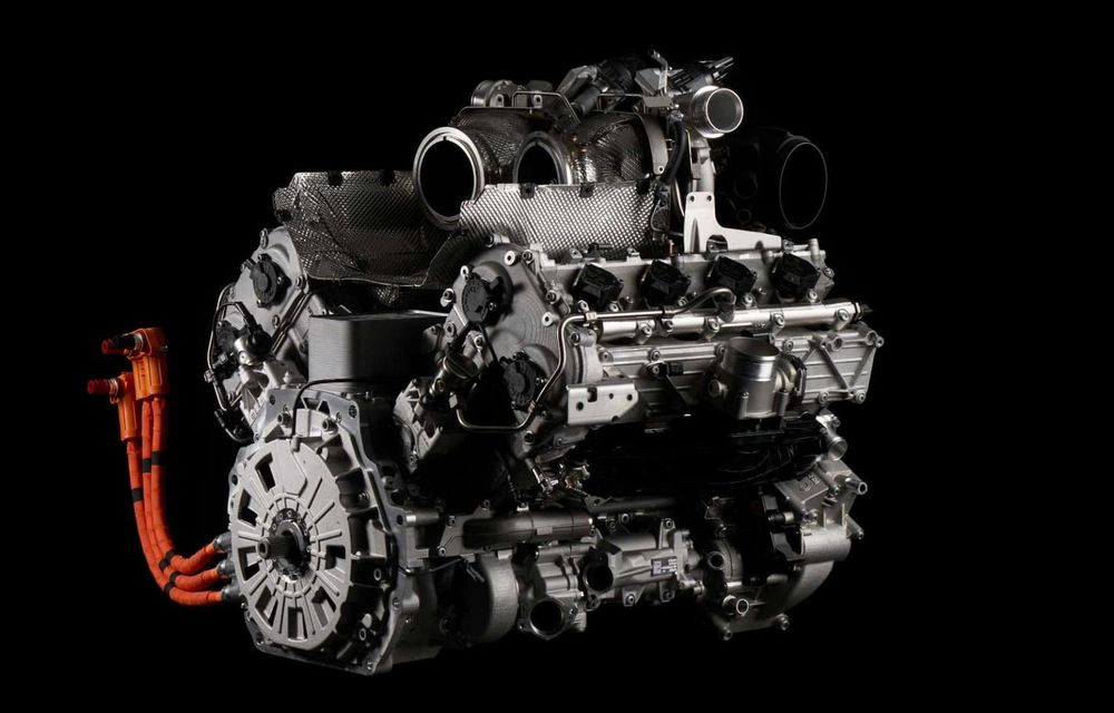 Imagini noi cu motorul succesorului lui Lamborghini Huracan: V8 hibrid de 800 CP - Poza 1