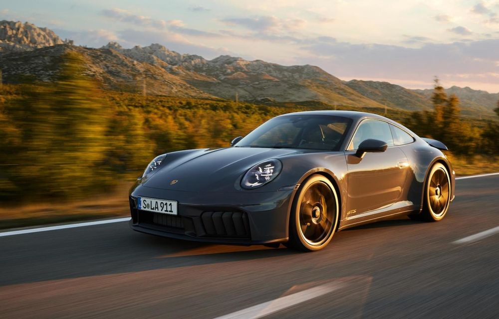 Noul Porsche 911 facelift este aici: în premieră, versiune hibridă cu 541 CP - Poza 1