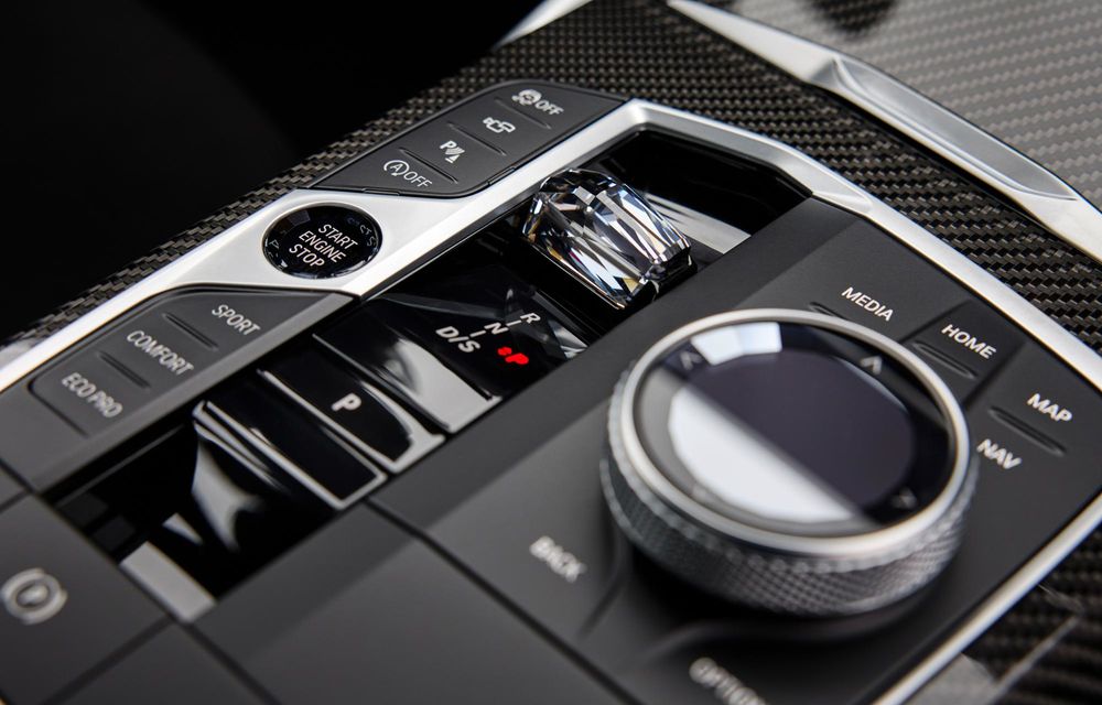 BMW prezintă noul Seria 3 facelift: design revizuit și baterie nouă pentru versiunea PHEV - Poza 11