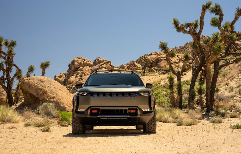 Noul concept Jeep Wagoneer S Trailhawk anunță o viitoare versiune de teren a SUV-ului electric - Poza 5