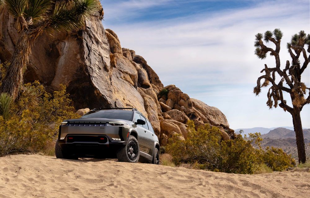 Noul concept Jeep Wagoneer S Trailhawk anunță o viitoare versiune de teren a SUV-ului electric - Poza 2