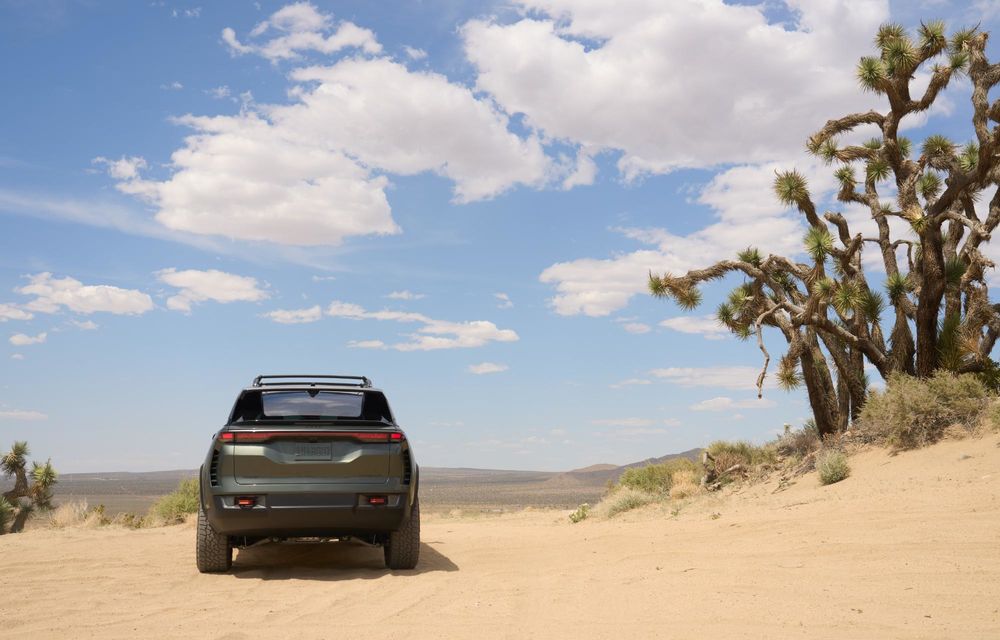 Noul concept Jeep Wagoneer S Trailhawk anunță o viitoare versiune de teren a SUV-ului electric - Poza 6