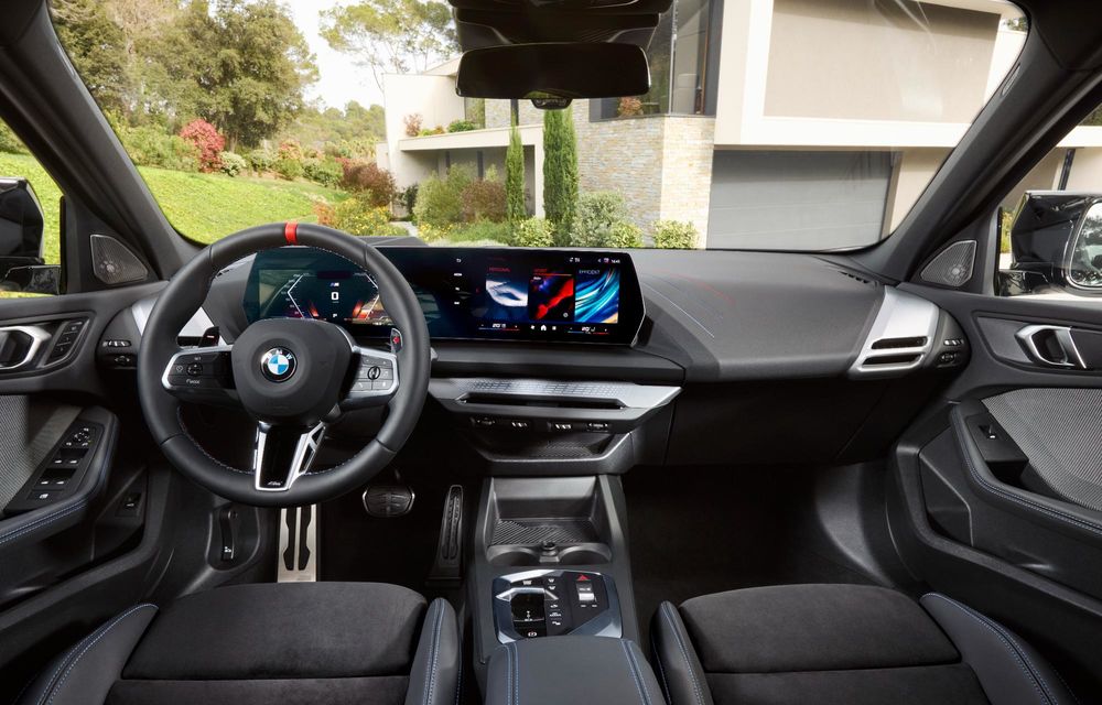 Noul BMW Seria 1 facelift: motorizări electrificate și, în premieră, plafon contrastant - Poza 48