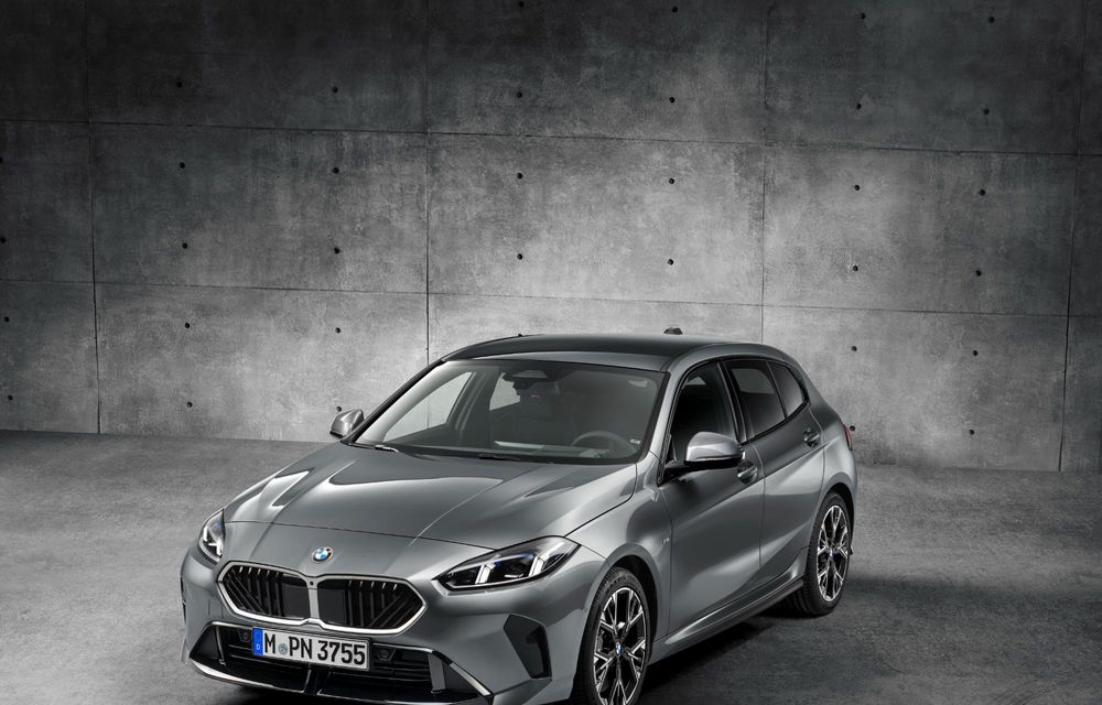 Noul BMW Seria 1 facelift: motorizări electrificate și, în premieră, plafon contrastant - Poza 9